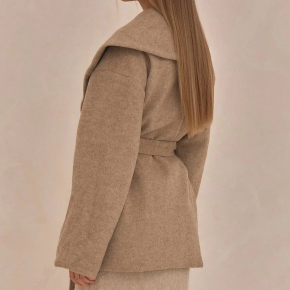 Khaki Elegant Women's Oversized Waterfall Collar Overcoat - Picture 5 of 5